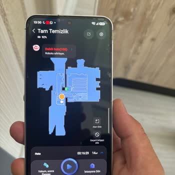 İki Aylık Roborock Süpürgede Tekrarlayan Sağ Tekerlek Hatası: Değişim Veya İade Talebi