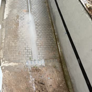 Mamak Şantiyesindeki Güvenlik Eksikliği Otopark Ve Çocukları Tehlikeye Atıyor