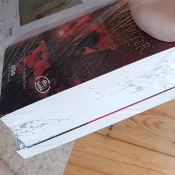 Kitapyurdu’ndan Gelen Kitap Hasarlı Ve Lekeli: Hızlı Düzeltme Gerekiyor