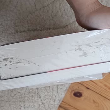 Kitapyurdu’ndan Gelen Kitap Hasarlı Ve Lekeli: Hızlı Düzeltme Gerekiyor