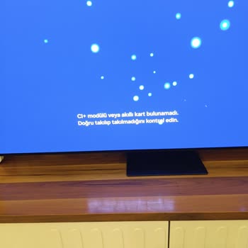 Samsung 77 İnç TV’de Sürekli Uydu Sinyal Yok Hatası Ve Değişim Talebi