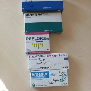 Pastaannecim'den Gelen Özel Pasta İle Gıda Zehirlenmesi