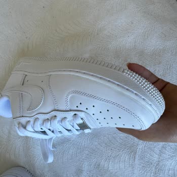 Defolu Nike Air Force Ayakkabı İçin Değişim Ve Kampanya Fiyatının Korunması Talebi