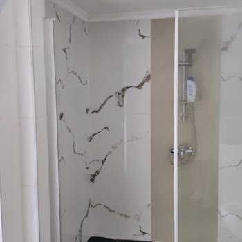 İnşaat Halindeki Otelde Hijyen Sorunu Ve Yetersiz İade