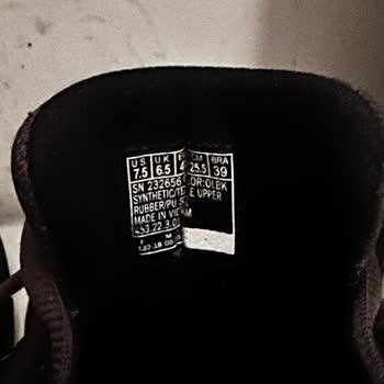 Skechers Sol Ayak Bileğinde Boyut Hatası Ve Garanti Reddi