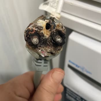 Beko Çamaşır Makinesinin Alev Alması Ve Servis İhmali