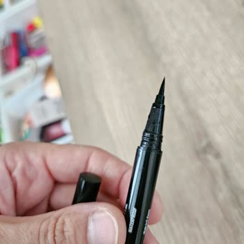Nyx Epic Siyah Eyeliner Akıntı Ve Yayılma Sorunu