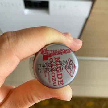 Gimsa Market’ten Alınan Niğde Gazozunun Cam Şişesinde Pas Ve Kir