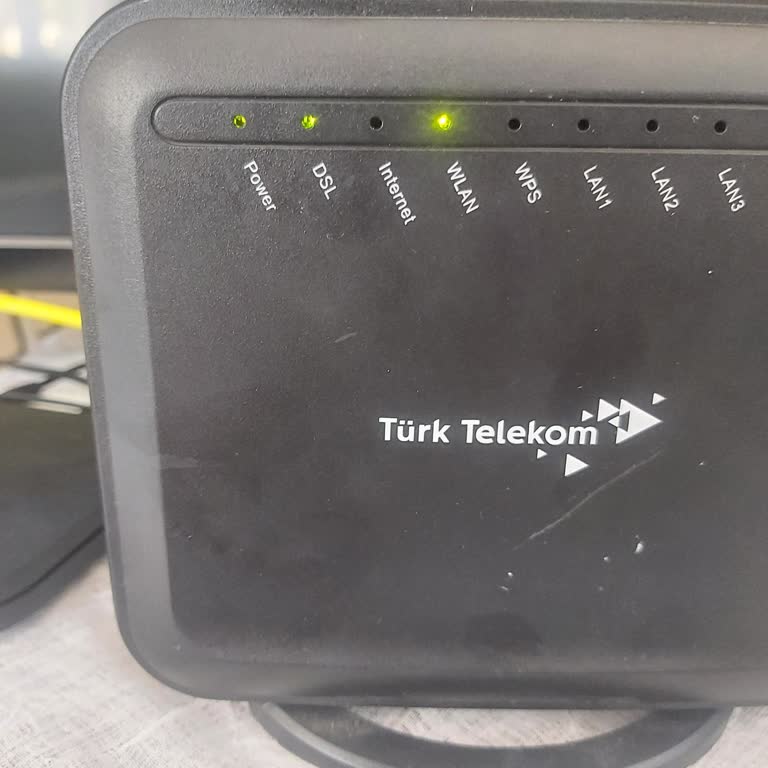 Kablo Net İnternet Işığı Yanmıyor Ve 24 Saattir Boşu Boşuna Bekliyoruz