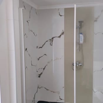 Azure Palm Resort Oda Hiçbir Şekilde Temizlenmedi