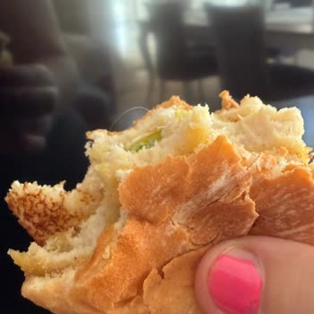 Fethiye Burger King Şubesinde Kıl Çıktı, Yemeksepeti Destek Hattına Ulaşılamadı