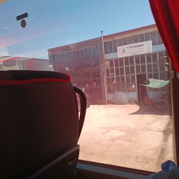 Araç Arızası Ve 5 Saatlik Klimasız Bekleme, İkram Ve Bilgilendirme Yok