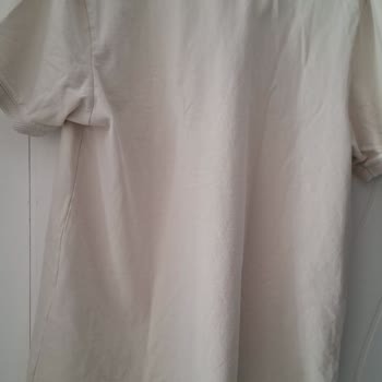 T-Shirt Çekmesi Ve Mağazanın Normal Değerlendirmesine Karşı Tam İade Talebi