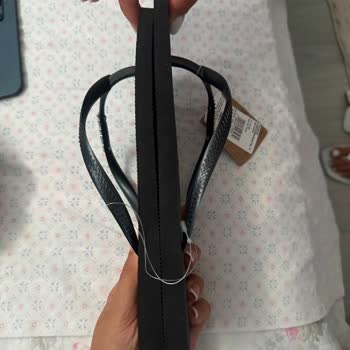Boyner Satıcısından Gelen Terliklerde Boyut Uyuşmazlığı Ve Orijinallik Şüphesi