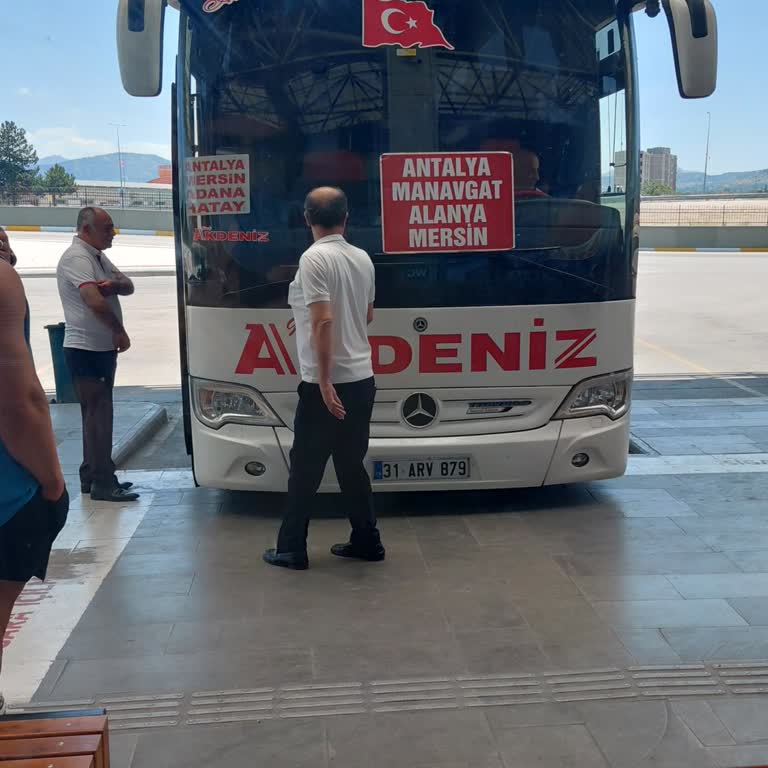 Şoförün Haksız Bagaj Ücreti Talebi Ve Tehdit Edici Davranışı