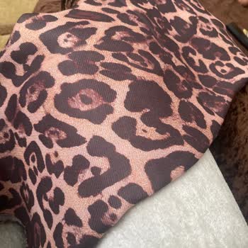 Organic Scarfs Yanıltıcı Fotoğraf Ve İletişim Eksikliği Sebebiyle Leopar Şal Sorunlu