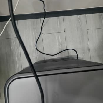 Xiaomi Robot Süpürge Su Sızdırması Nedeniyle Parkelerde Oluşan Hasar Ve Tazminat Talebi