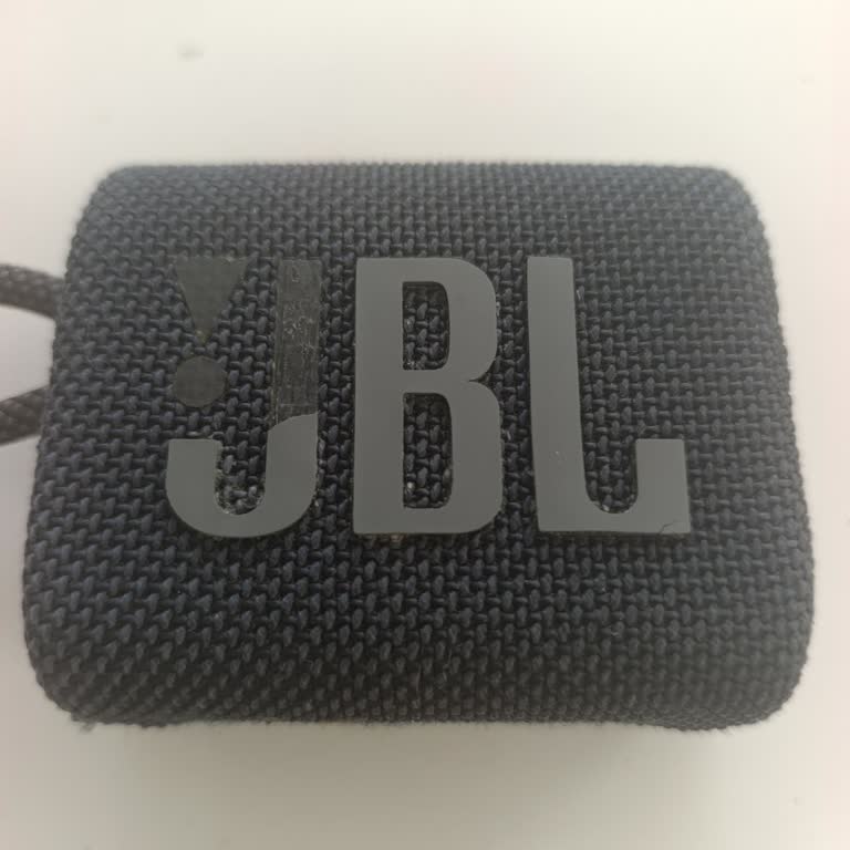 JBL Hoparlör Patladı, Yedek Parça Ve Müşteri Desteği Yok
