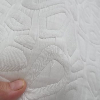Yatak Örtüsü Çekilen İpler Ve Tüylenme, Garanti Reddi