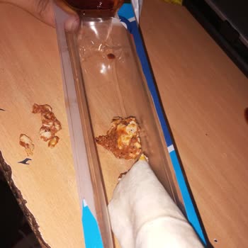 Migros Hemen Uygulamasında Çiğ Köfte Dürüme Çıkan Çiğ Tavuk Parçası