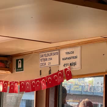 İBB Mehtap Seferinde Yanıltıcı Bilet Bilgisi Ve Aşırı Dolu Vapur