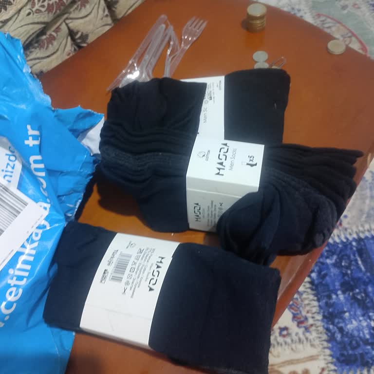 Tişörtler Eksik, Müşteri Hizmetinden Yanıt Yok