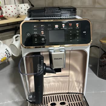 Philips Lattego Kahve Makinesinde Hazne Kapağı Eksik
