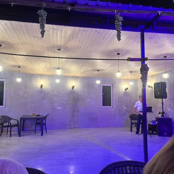Tiflis Turunda Yanıltıcı Gürcü Gecesi Ve Aşırı Ücretlendirme