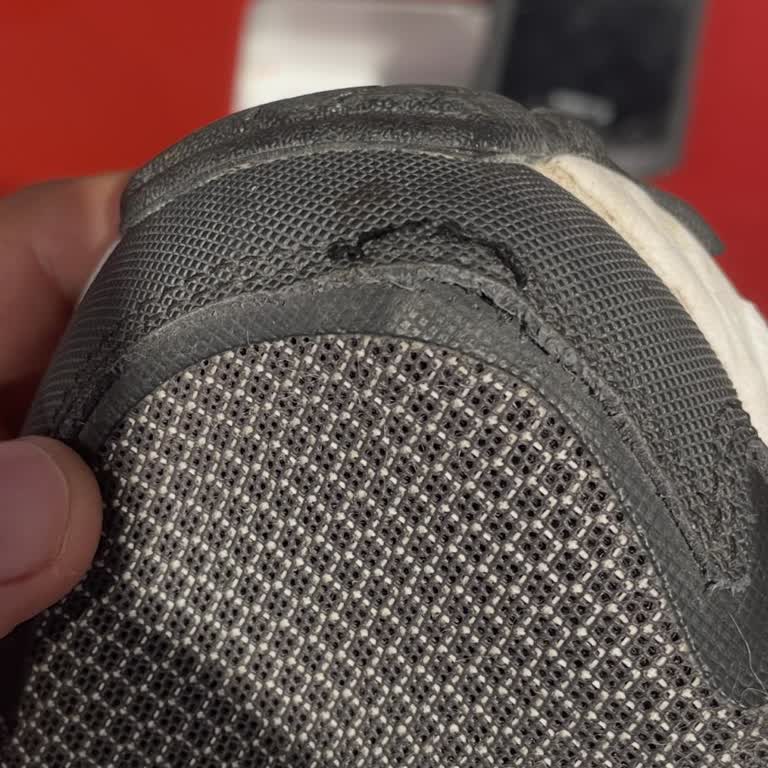Skechers Ayakkabısında Üretim Kusuru Ve Garanti Reddi