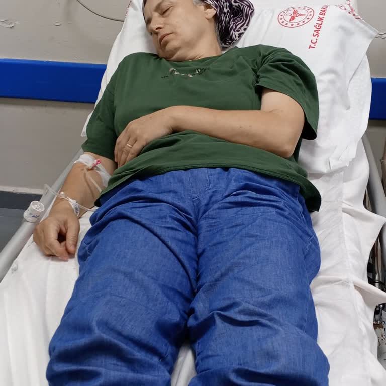 Acil Serviste Hayati İhmal Ve Personel Umursamazlığı