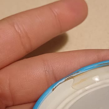 Paslı Kapaklı Cam Şişeli Meyve Suyu Ve Sağlık Endişesi