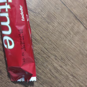 BİM Markette Bozulmuş Tadelle Çikolata Satışı Ve Kalite Kontrolü İsteği
