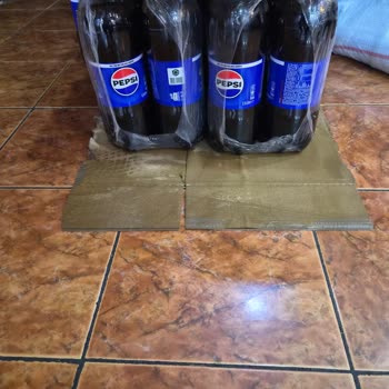 Pepsi Şişelerinin Patlaması Depo Güvenliğini Tehlikeye Atıyor