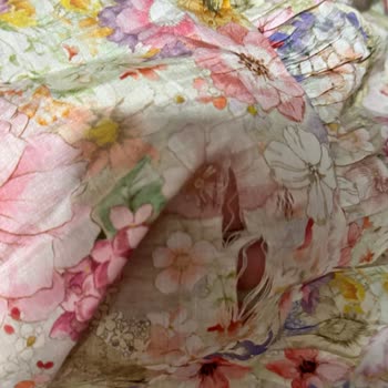 Locco Moda’da Yırtık Elbise Ve İade Sorunu