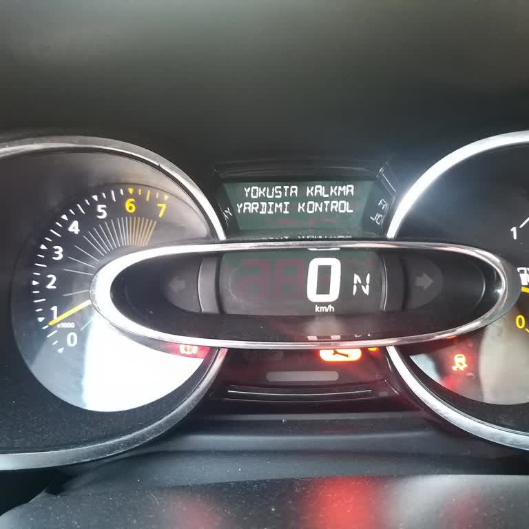 Renault Araçta ESC Ve Yokuş Kalkış Hatası Sürekli Çözülmüyor