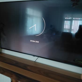 LG QNED TV'de Işık Sızması Sorunu Ve Yetersiz Servis Cevabı