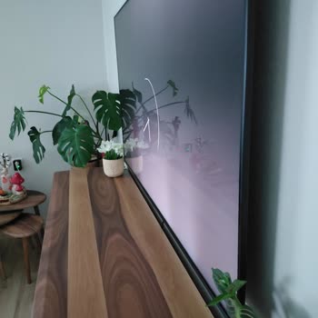 LG QNED TV'de Işık Sızması Sorunu Ve Yetersiz Servis Cevabı