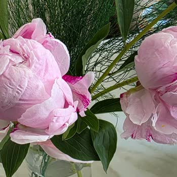 Lilyana Flowers'tan Çürük Buket Teslimatı