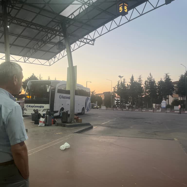 Kaptanoğlu Seyahat Otobüsü Arızasıyla 3 Saat Gecikme Ve İade Talebi