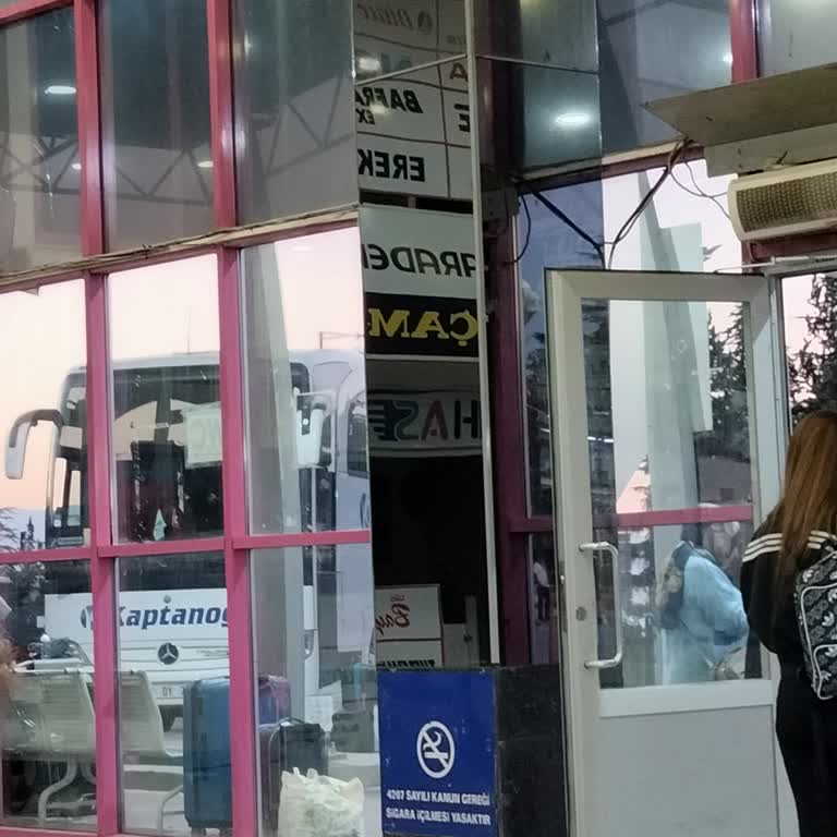 Otobüs Arızası Ve 4 Saatlik Bekleme Sürecinde Bilgilendirme Eksikliği