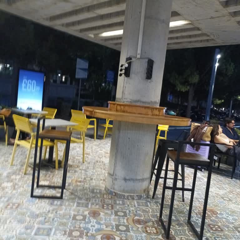 Dalaman Havalimanı’nda Fahiş Çay Fiyatı Ve Çalışmayan Şarj Prizleri