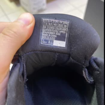 Kısa Sürede Deforme Olan Ve Su Geçirmezliği Yitirilen Skechers Ayakkabı İçin Değişim Ve İade Talebi