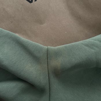 Avva Sweatshirt’te Renk Değişimi Ve Satış Sonrası İlgisizlik Güveni Sarsıyor