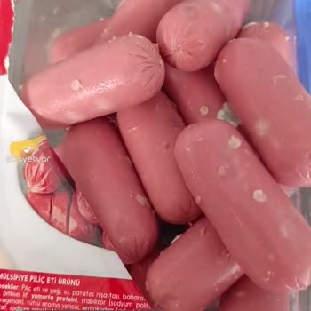 A101 Piliç Sosis Aldım Bozuk Çıktı