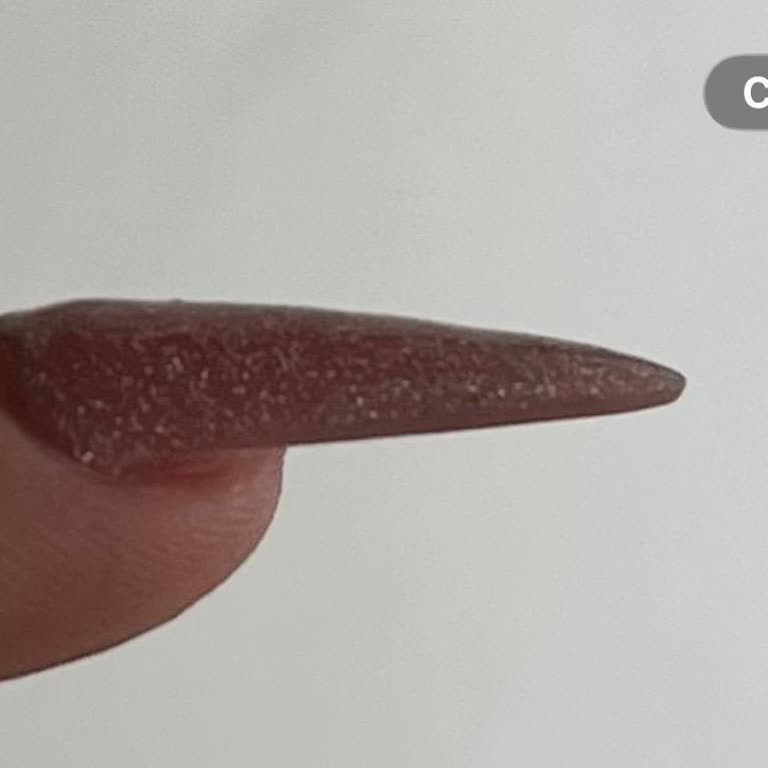 Gratis Beauty'de Tek Tırnak Oje Ücretinde Belirtilmeyen 400 TL Artışı Şikayet Edildi