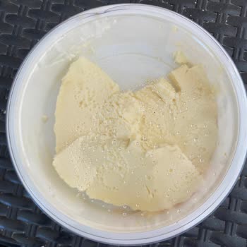 Ayca Tava Kaymak'ta Son Kullanma Tarihi Olmadan Satış Ve Bozuk Ürün Sorunu
