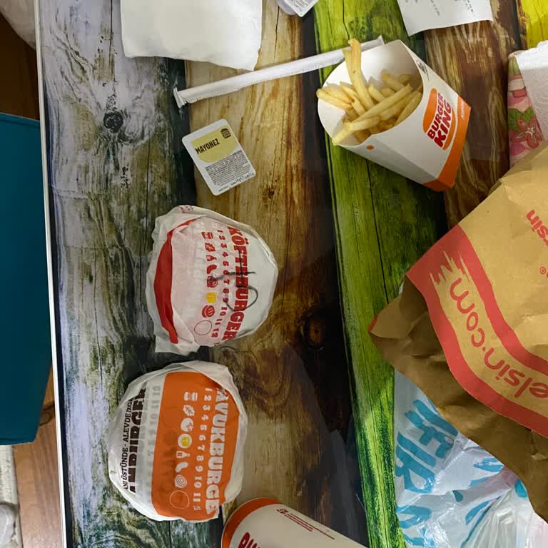 Tıkla Gelsin U013 Siparişinde Eksik Burger Ve Cüzdan İadesi Sorunu