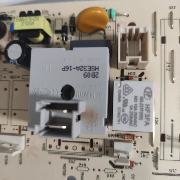 BİM’den Alınan Keysmart Çamaşır Makinesi İlk Kullanımda Çalışmıyor, Kart Değişimi Ücreti Aşırı