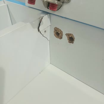 Kırık Banyo Dolabı Ve Yanlış Fatura Nedeniyle İade Engellendi