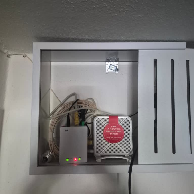 TurkNet İnternet Kesintileri: Modemde Kırmızı Işık Ve Sürekli Bağlantı Sorunu